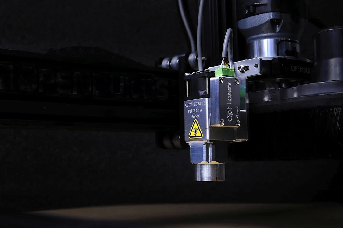 Comparatif machines laser débutant 2026 : xTool, Sculpfun, Ortur, OMTech — laquelle choisir ?