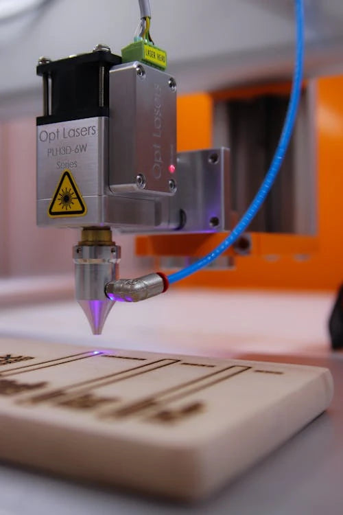 Glossaire complet de la gravure laser : tous les termes techniques expliqués
