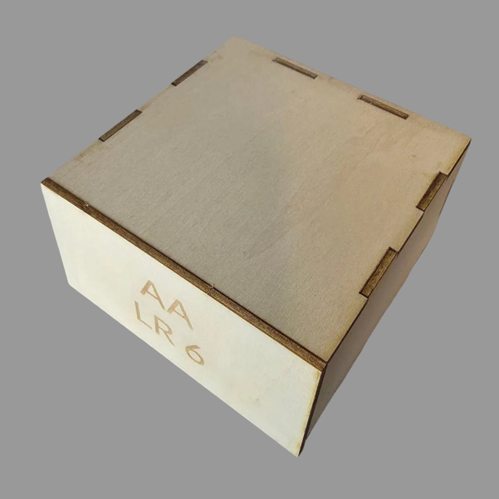 Boite pile AA LR6 ouverte