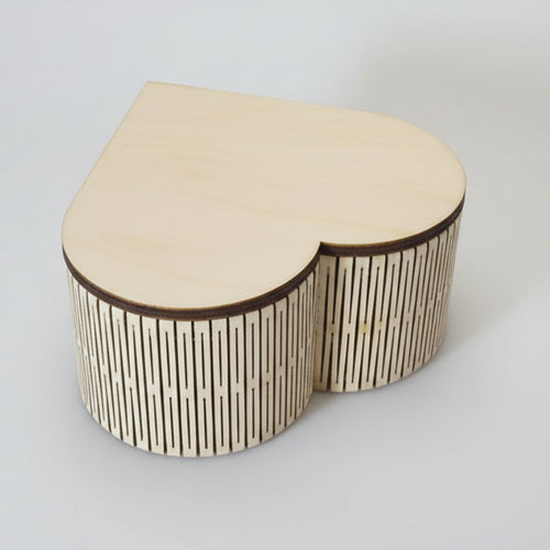 Petite boite en forme de cœur