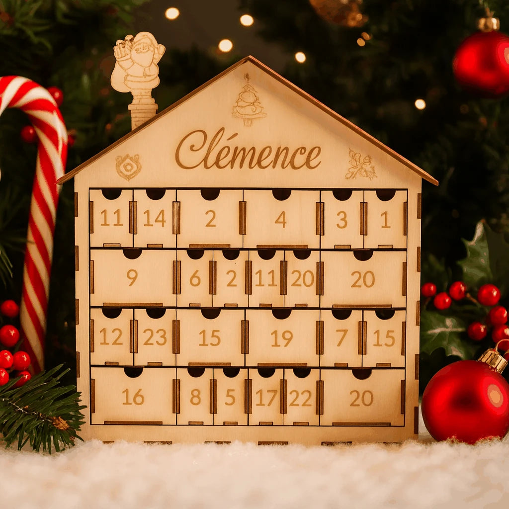 Calendrier de l'Avent personnalisé en bois – Prénom gravé au laser – Contreplaqué de tilleul – 24 tiroirs – Réutilisable – Cadeau Noël enfant