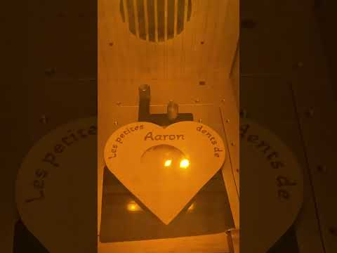 Boîte à dents en forme de cœur – Découpe laser & fabrication artisanale